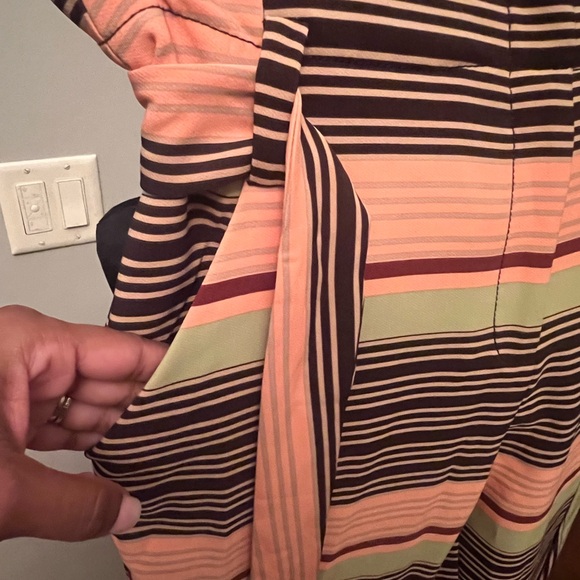 Pink/brown/green button trousers w/ tie belt - Picture 3 of 5